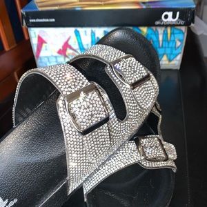 💍 💍💍 BLINGED OUT DOUBLE STRAP SANDALS